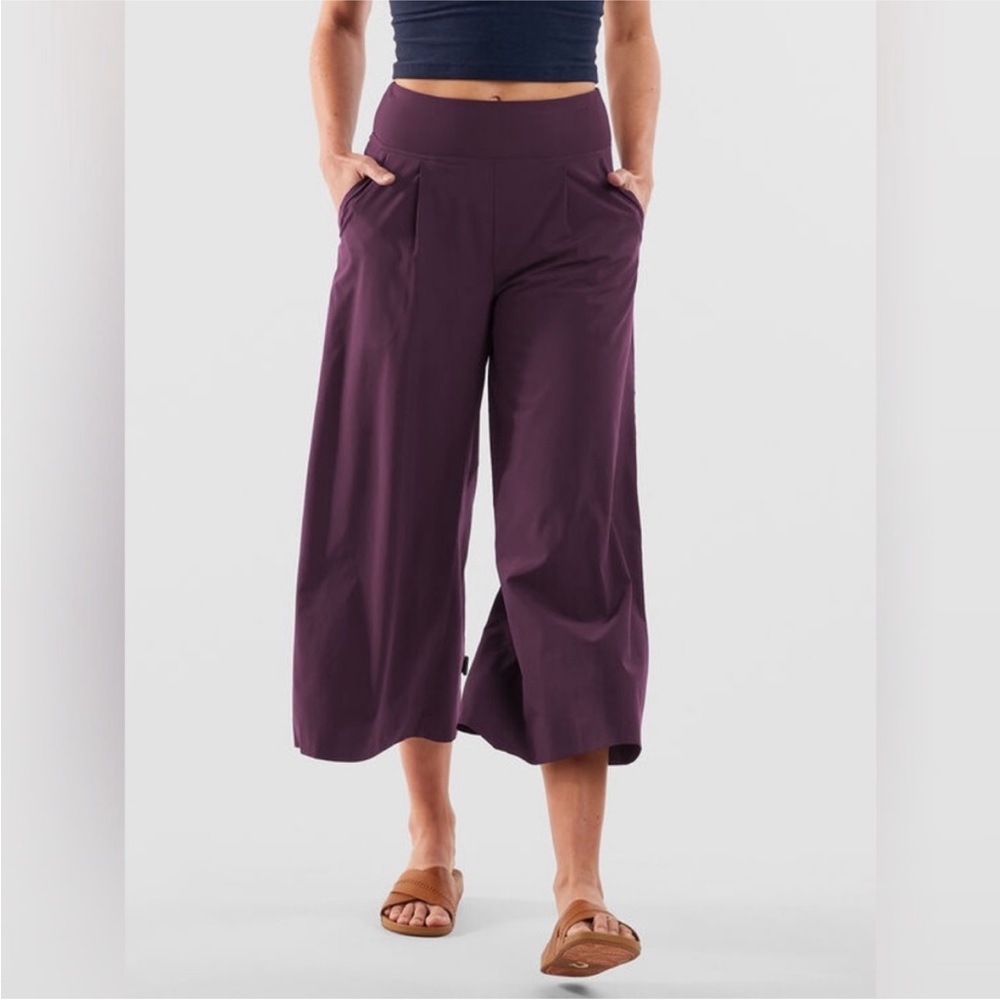 Title Nine Round Trip Wide Leg Pants, Convertible - Dark Purple, Size Medium